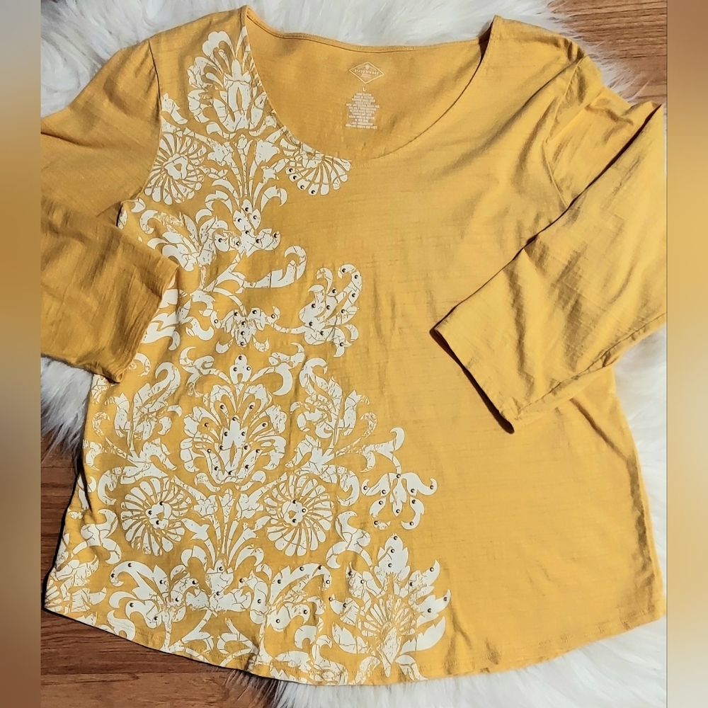 L Golden yellow , Studded, St John's Bay 3/4 sleeve top 100% cotton